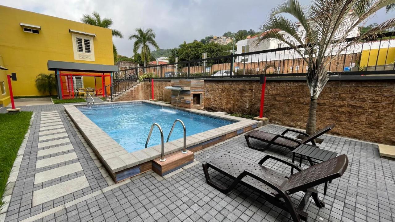 Beverly Hills: Hotel And Business Nuevo Cuscatlan Dış mekan fotoğraf