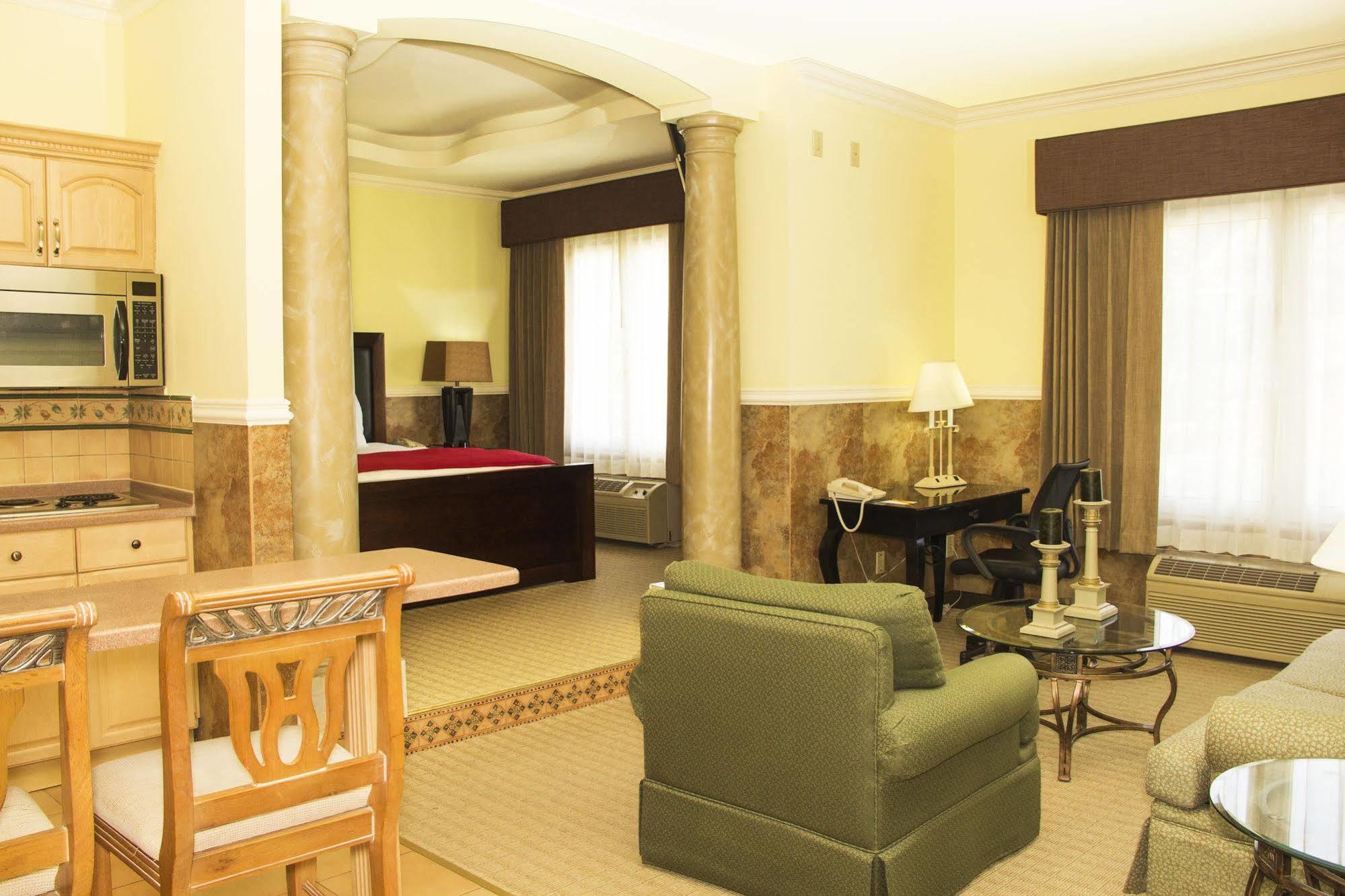 Beverly Hills: Hotel And Business Nuevo Cuscatlan Dış mekan fotoğraf