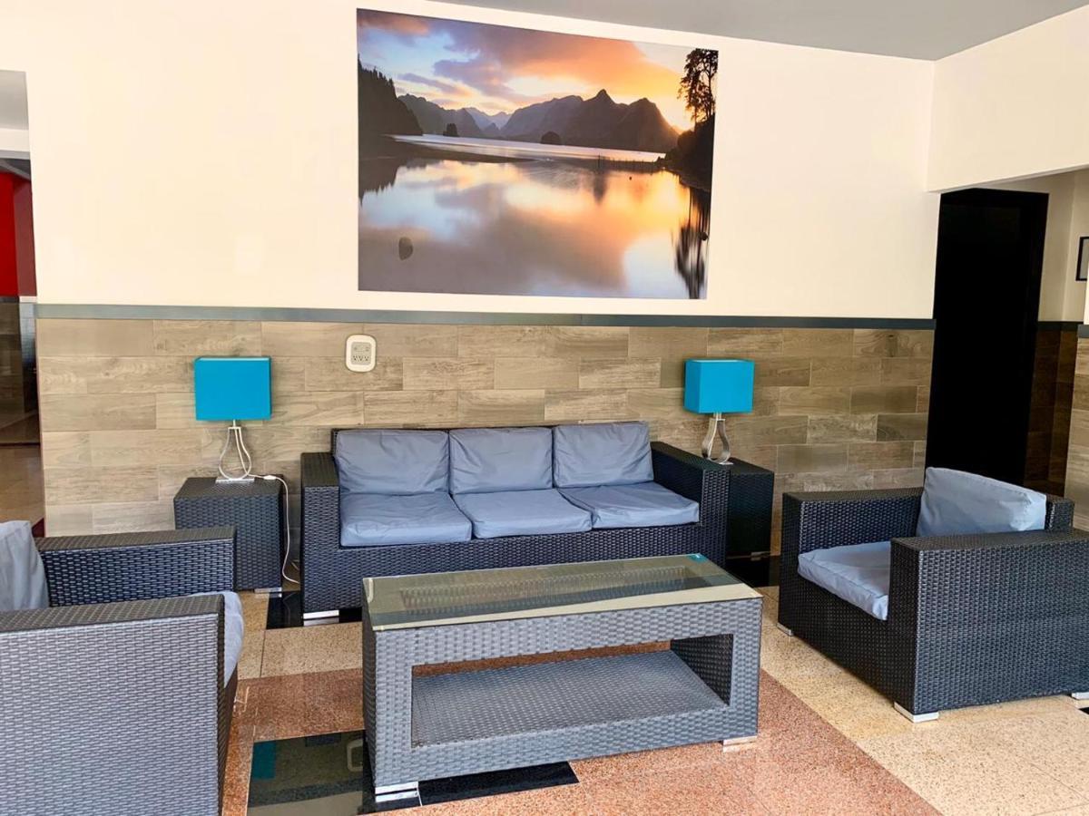 Beverly Hills: Hotel And Business Nuevo Cuscatlan Dış mekan fotoğraf
